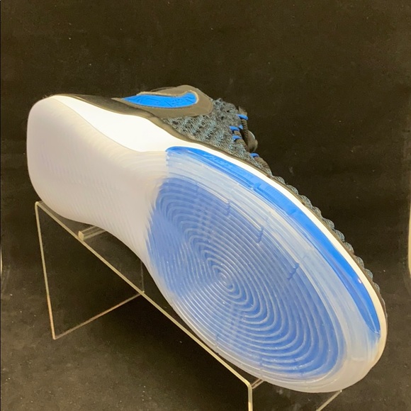 Nike Alphadunk Shoes - Picture 3 of 5